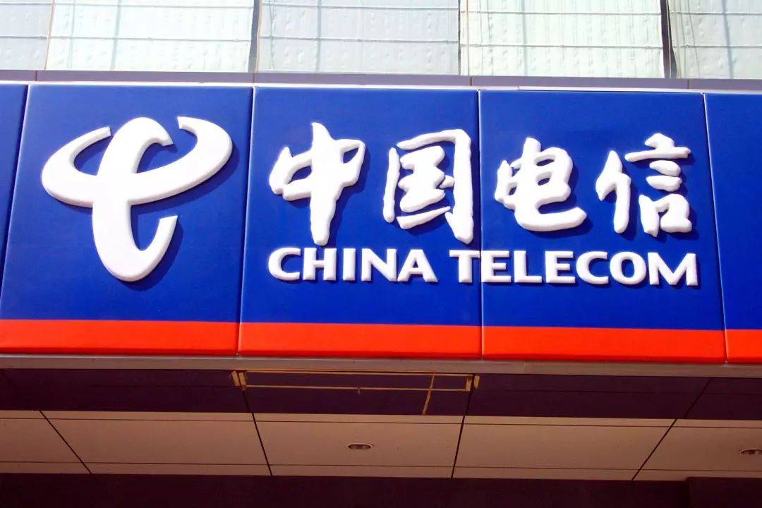 戶外門頭廣告字制作常用材質介紹及優勢分析